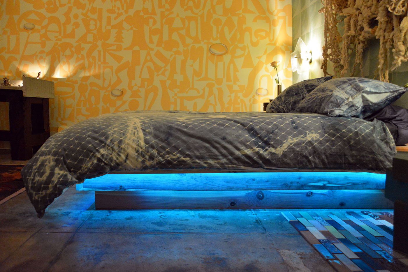 Bed, 2017
